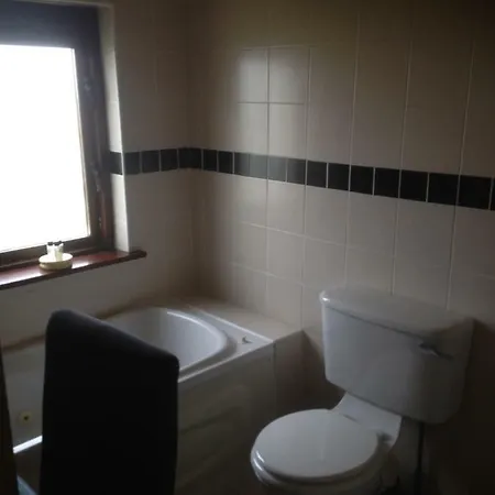 Privatunterkunft Mary Hillgrove Sea View 36 Carlton Village Golf Links Road Co Cork Ireland Youghal